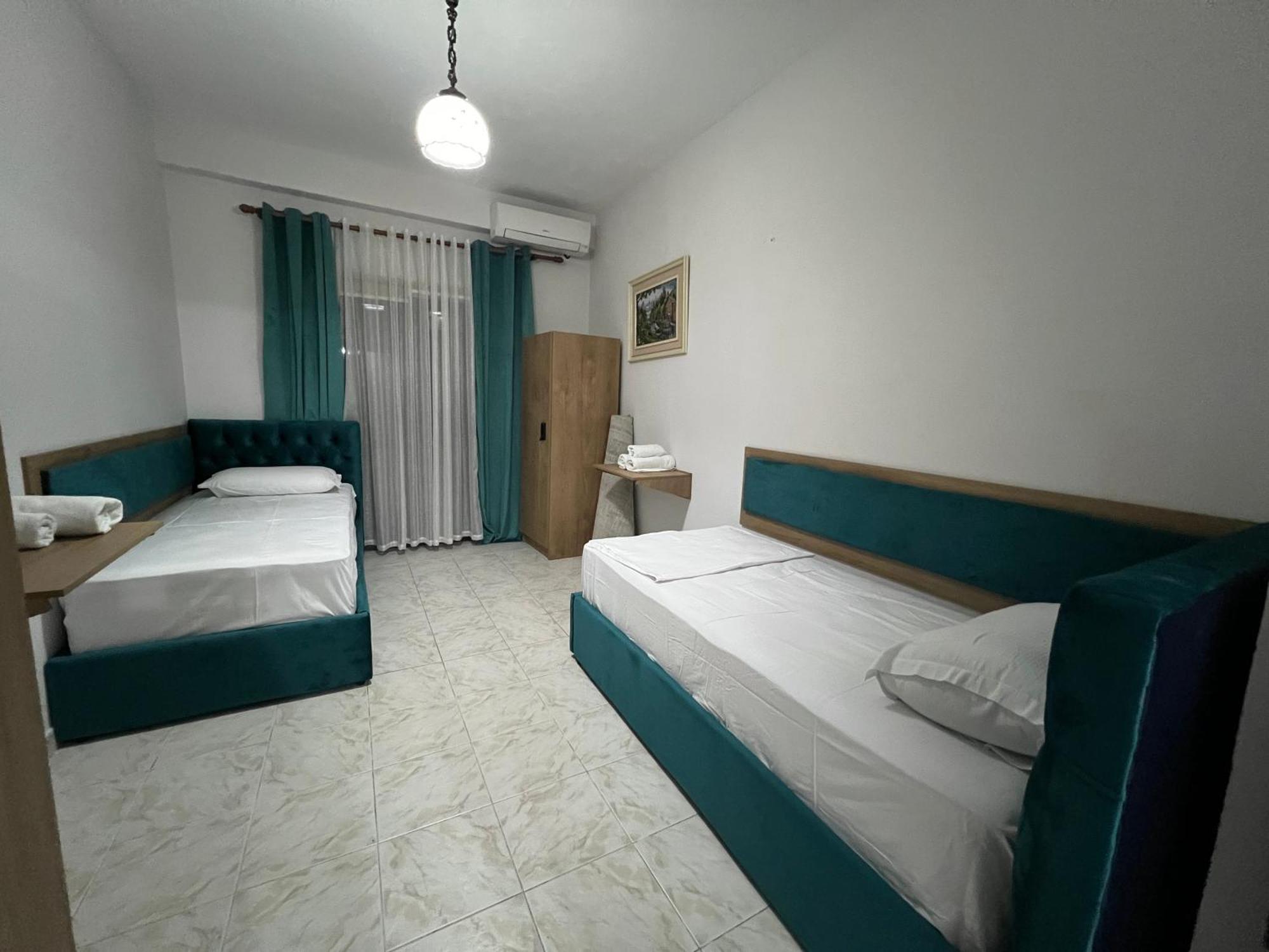 Sisterhood Hostel-Female Only Tirana Exterior photo